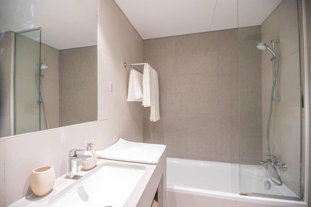 Luxury 3 Bdr Villa By The Sea 54 Fujairah Exterior photo
